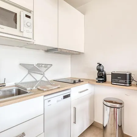 T2 Confort Proche Plage, Climatisation, Parking Inclus Apartment Le Lavandou