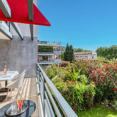 T2 Confort Proche Plage, Climatisation, Parking Inclus Apartment *