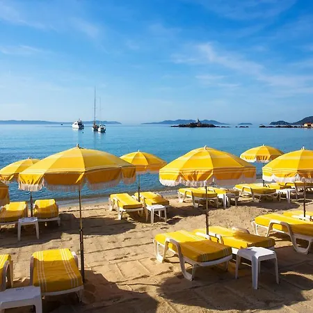 Apartment T2 Tout Confort Proche Plage, Climatisation, Parking Inclus Le Lavandou