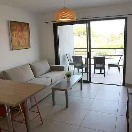 Apartment Naiades *